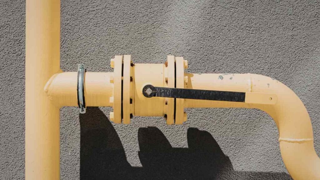 Gas Lines & Gas Logs